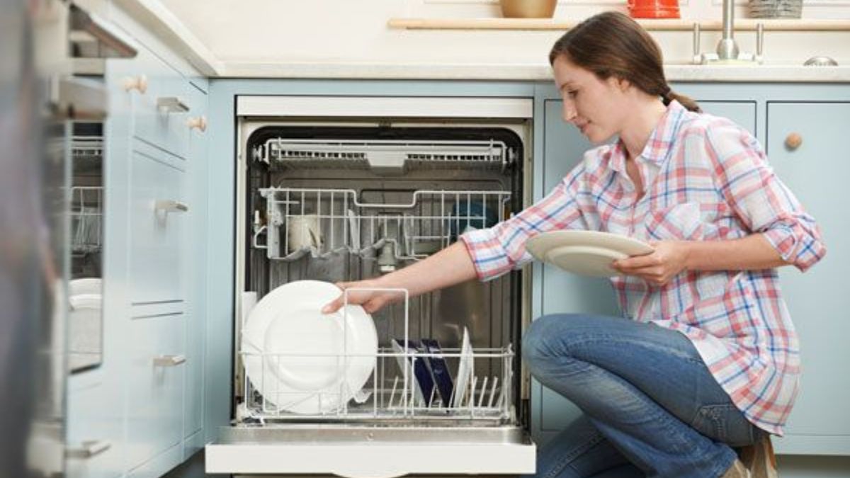 Best Bosch Dishwasher In India Flexible Loading Options With